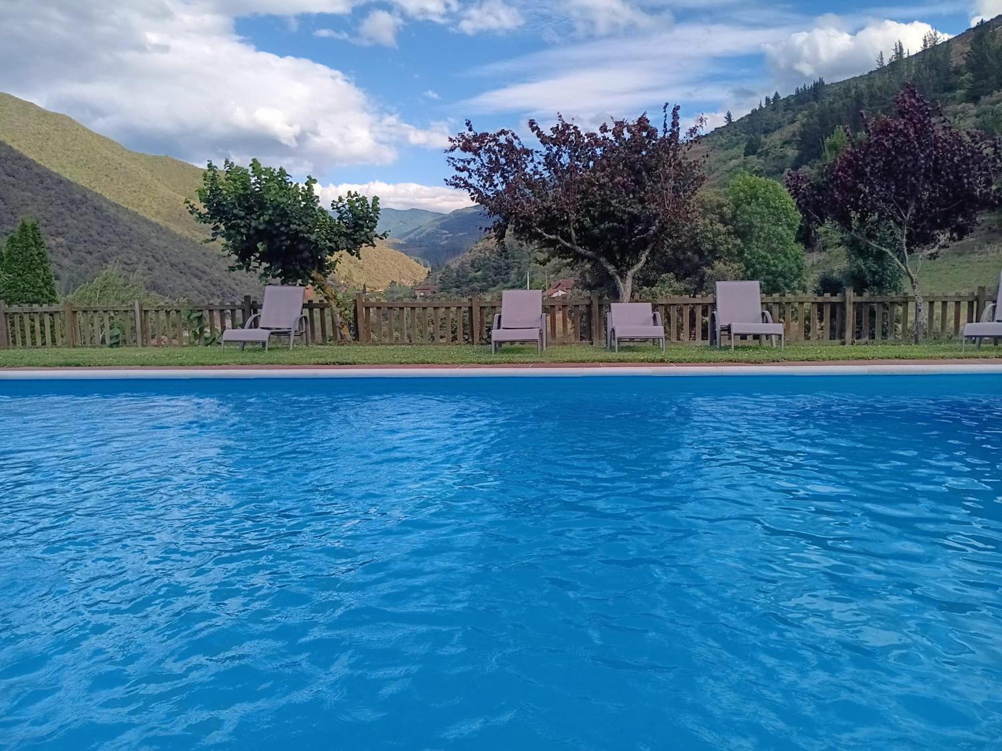 Apartamentos Calm & Nature - Adults Only Cabezón de Liébana Exteriör bild